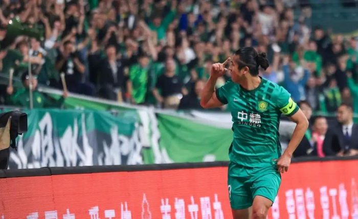 中超第5轮焦点战：成都蓉城逆转国安登顶，云南