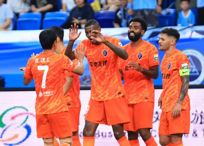 中超第5轮焦点战：成都蓉城逆转国安登顶，云南