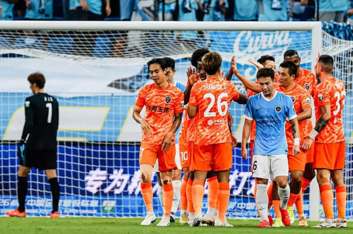 中超第5轮焦点战：成都蓉城逆转国安登顶，云南